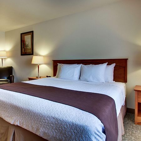 Best Western West Hills Inn Chadron Buitenkant foto