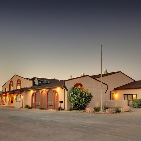 Best Western West Hills Inn Chadron Buitenkant foto