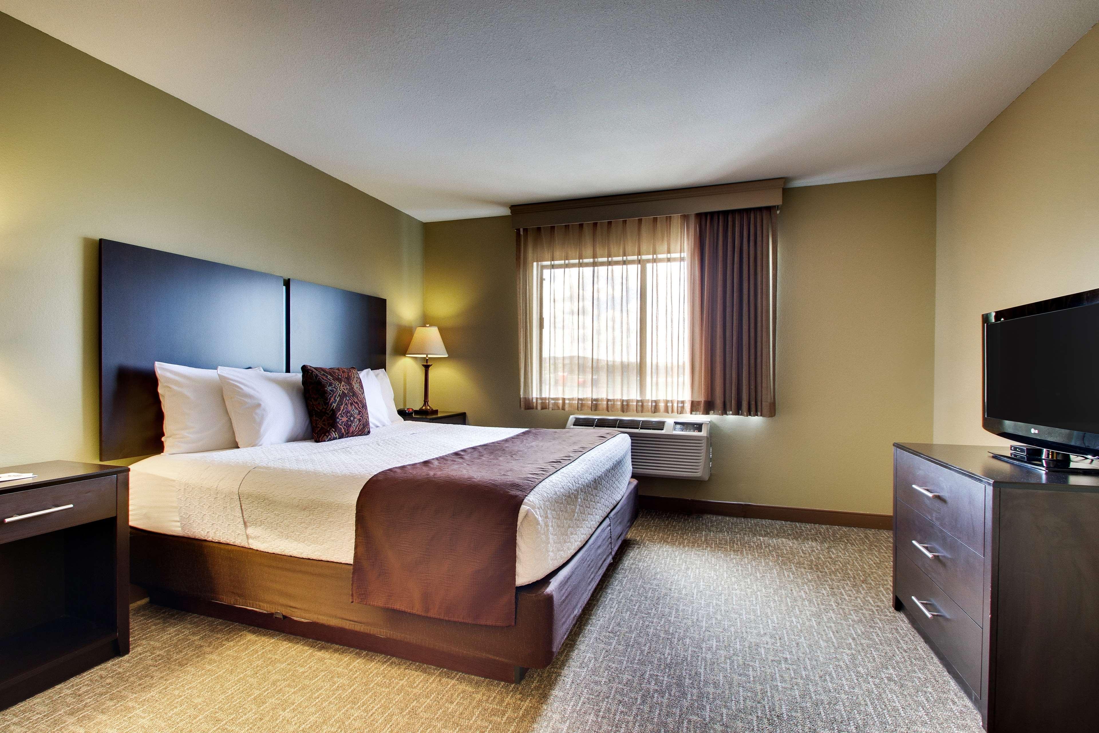 Best Western West Hills Inn Chadron Buitenkant foto