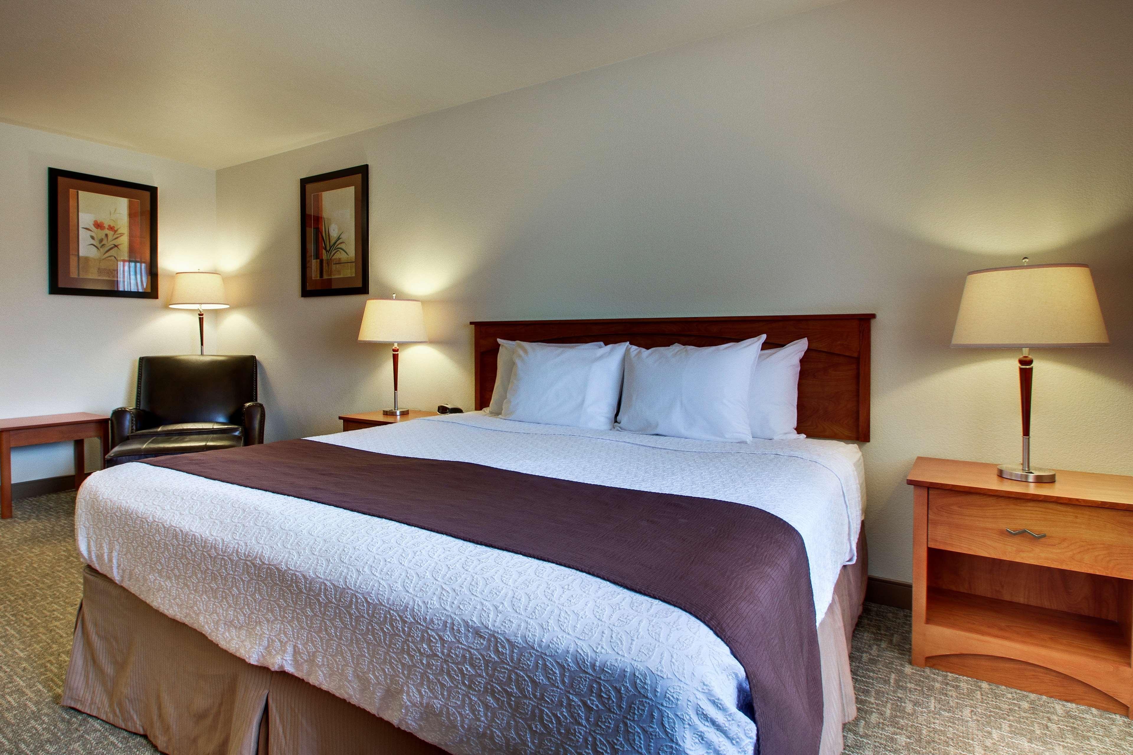 Best Western West Hills Inn Chadron Buitenkant foto
