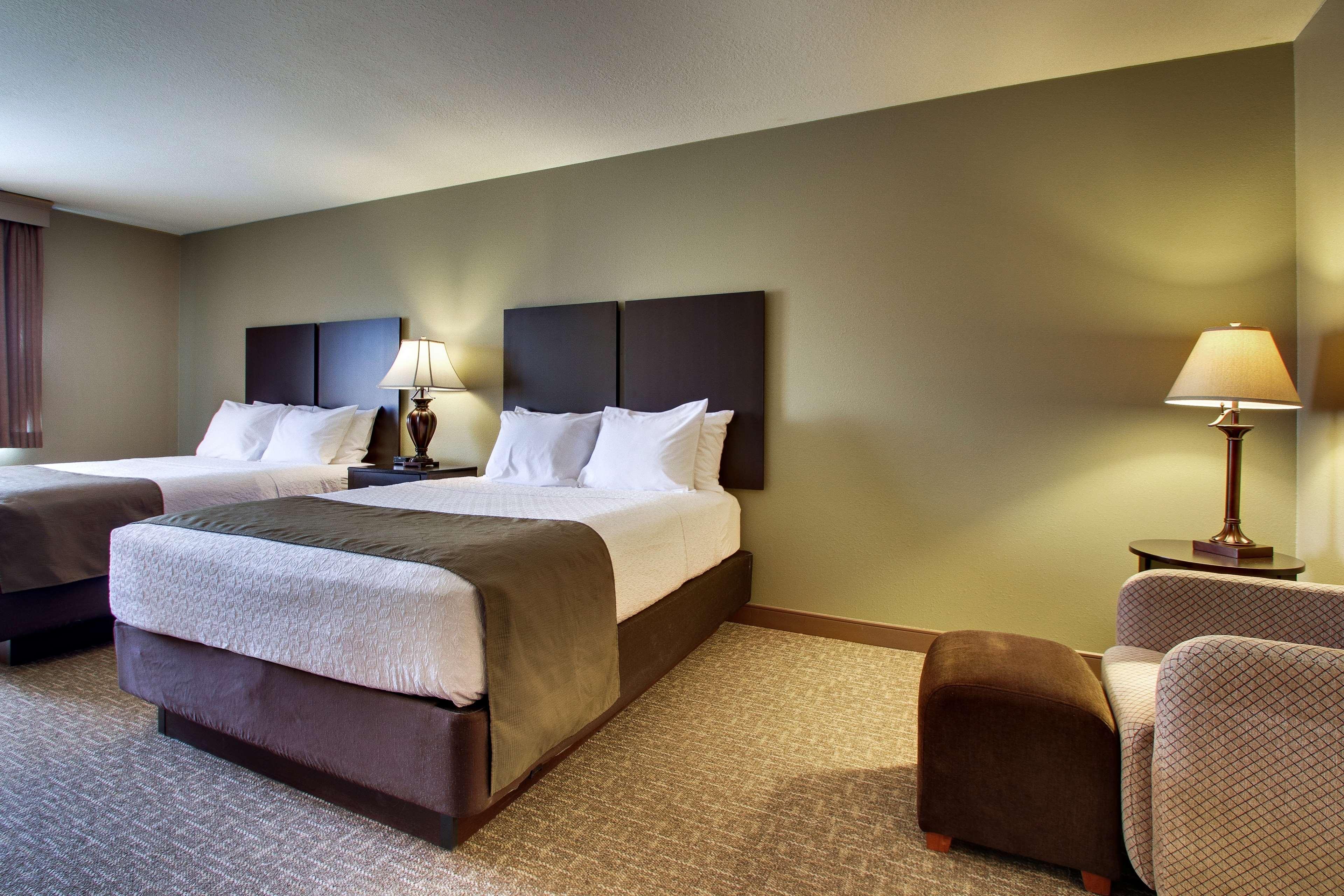 Best Western West Hills Inn Chadron Buitenkant foto
