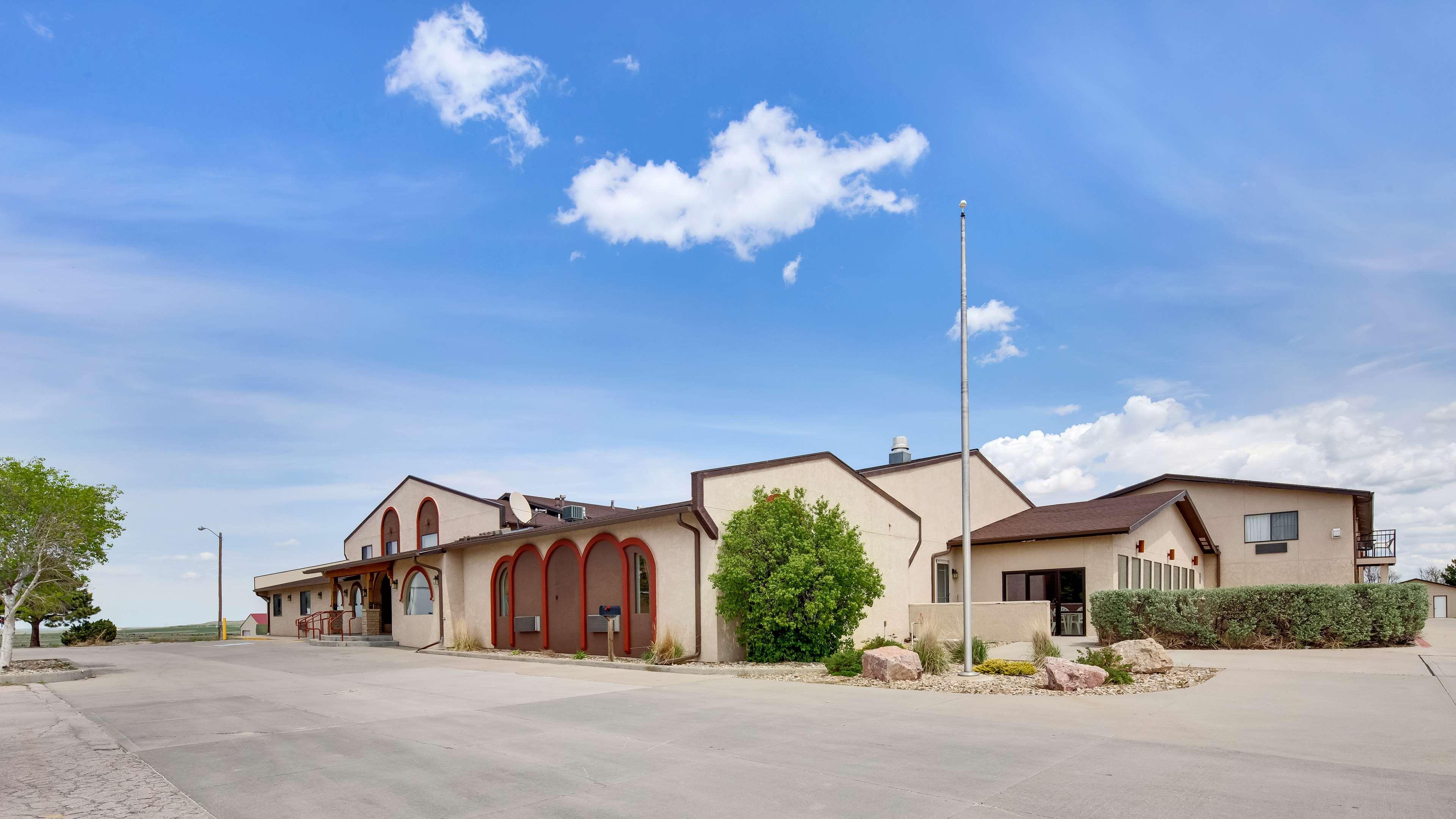 Best Western West Hills Inn Chadron Buitenkant foto