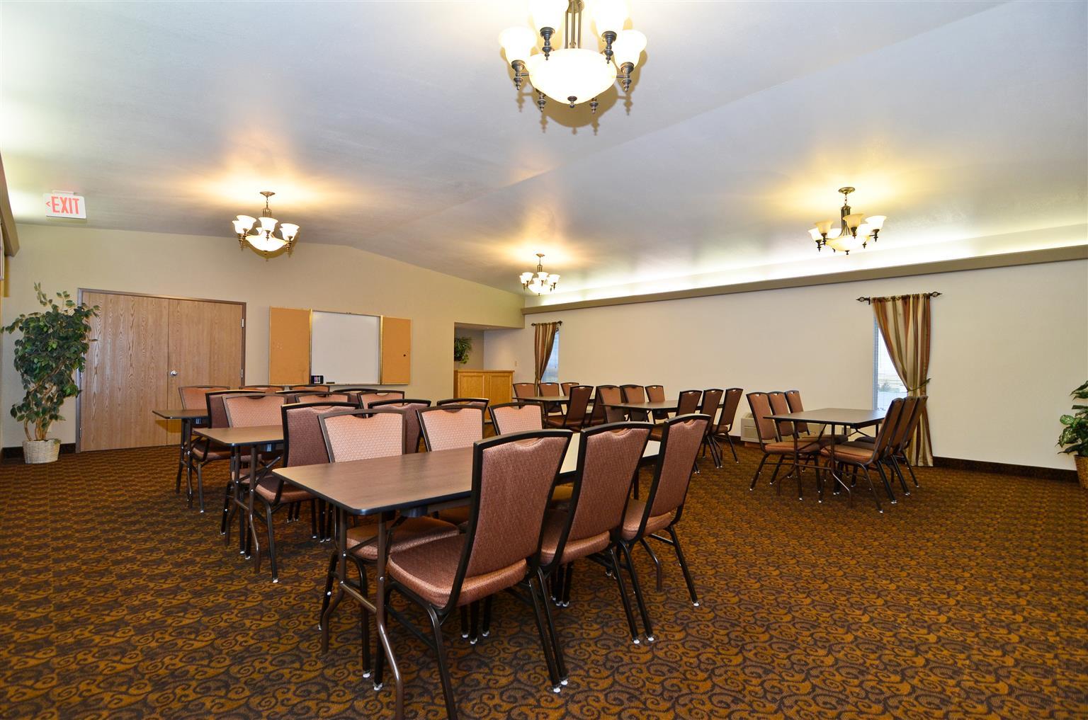 Best Western West Hills Inn Chadron Faciliteiten foto
